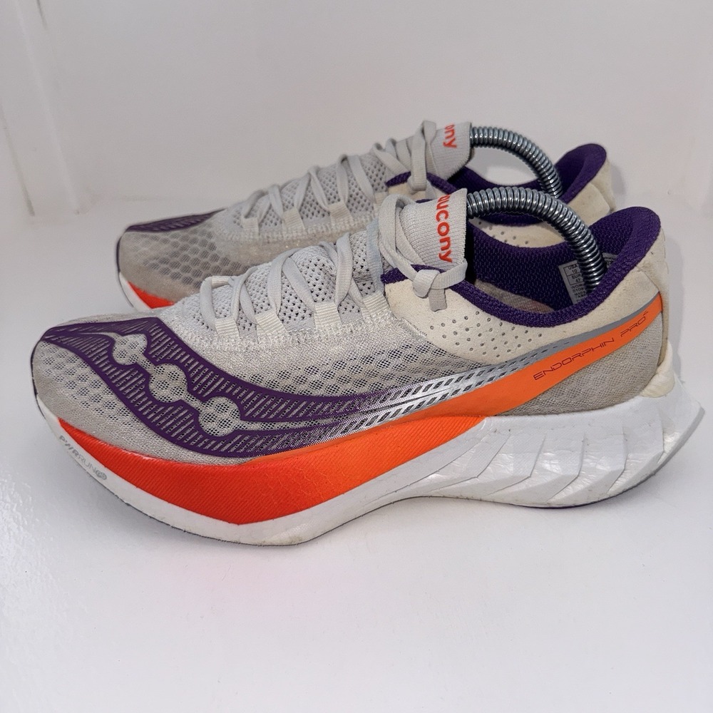 Saucony Endorphin Pro 4 Womens 10 White Violet Carbon Plate Running S10939-129